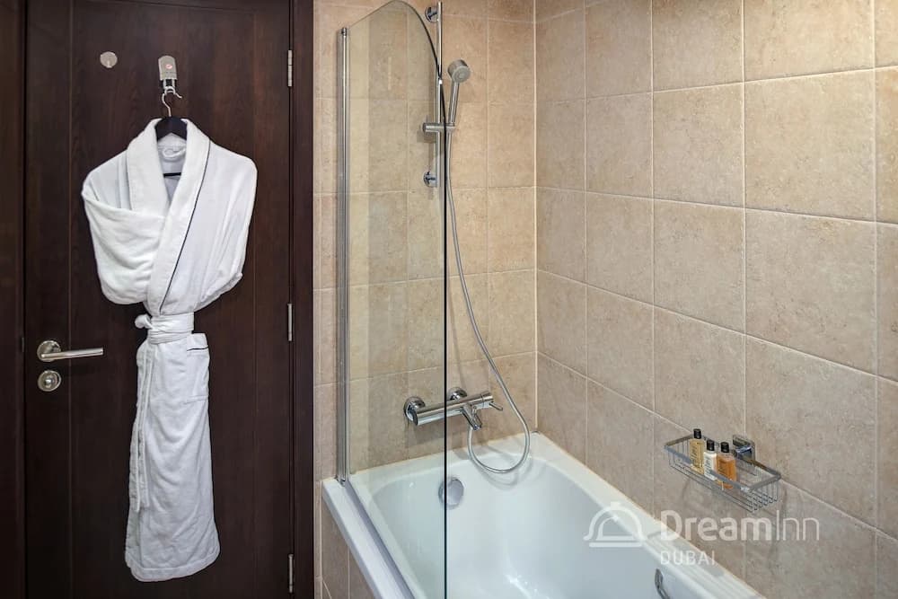 The Residences 8 - photo 39