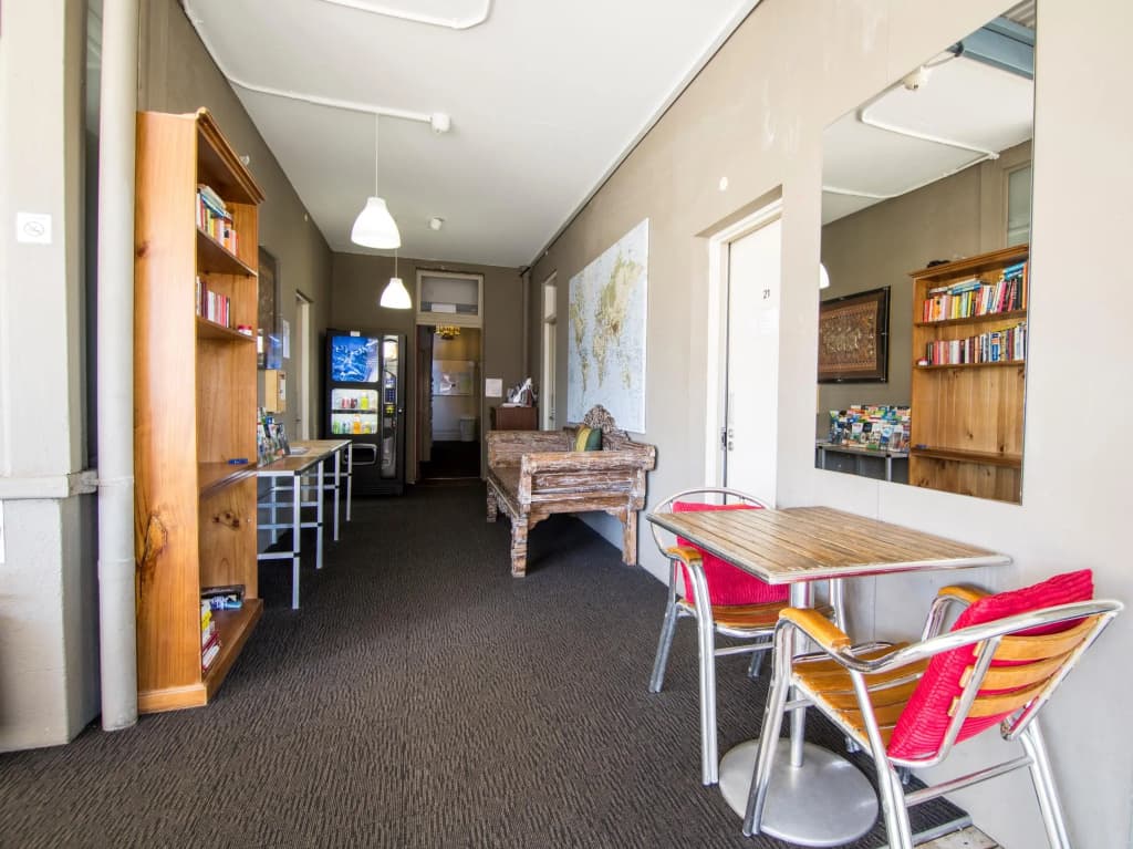 Cambridge Lodge - Hostel - photo 12