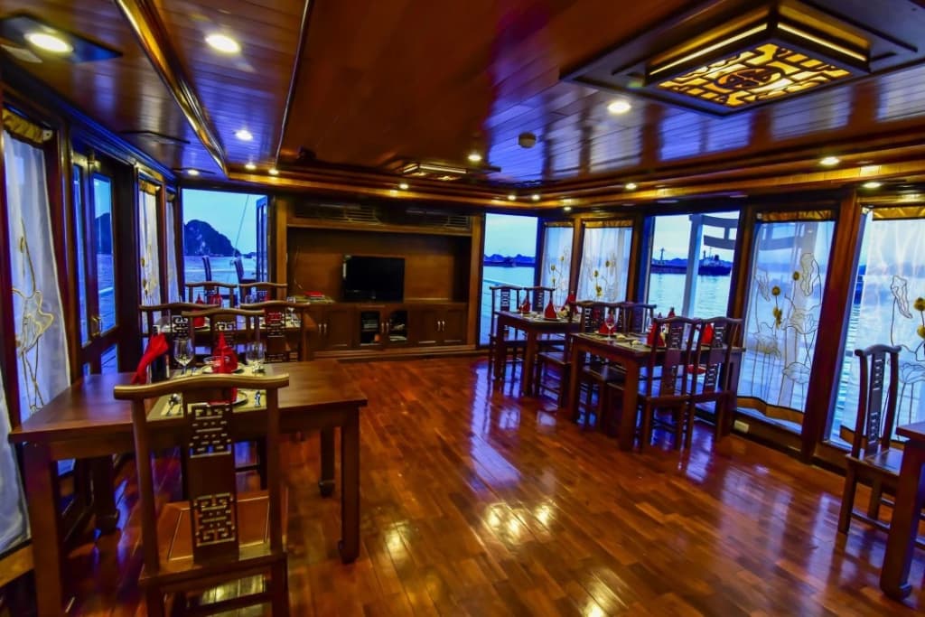 Renea Cruises Halong - photo 13
