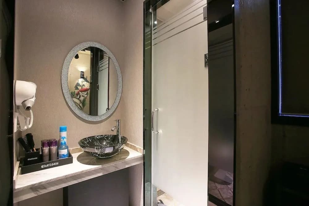 Yeongdeungpo Chateau Hotel - photo 8