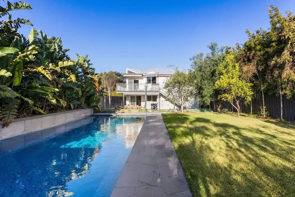 Blairgowrie Beachside Retreat Solar Heated Pool - photo 11
