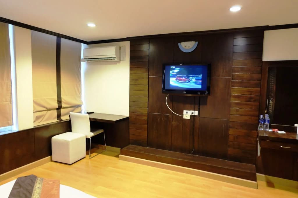 Everest Boutique 8 Inn - photo 3