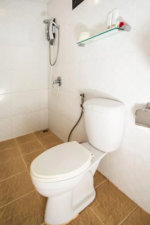 OYO 345 The Click Guesthouse At Chalong - photo 8