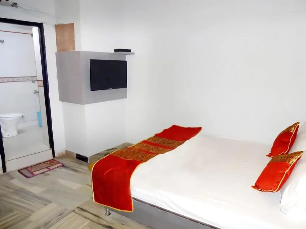 Hotel Hare Krishna - photo 5