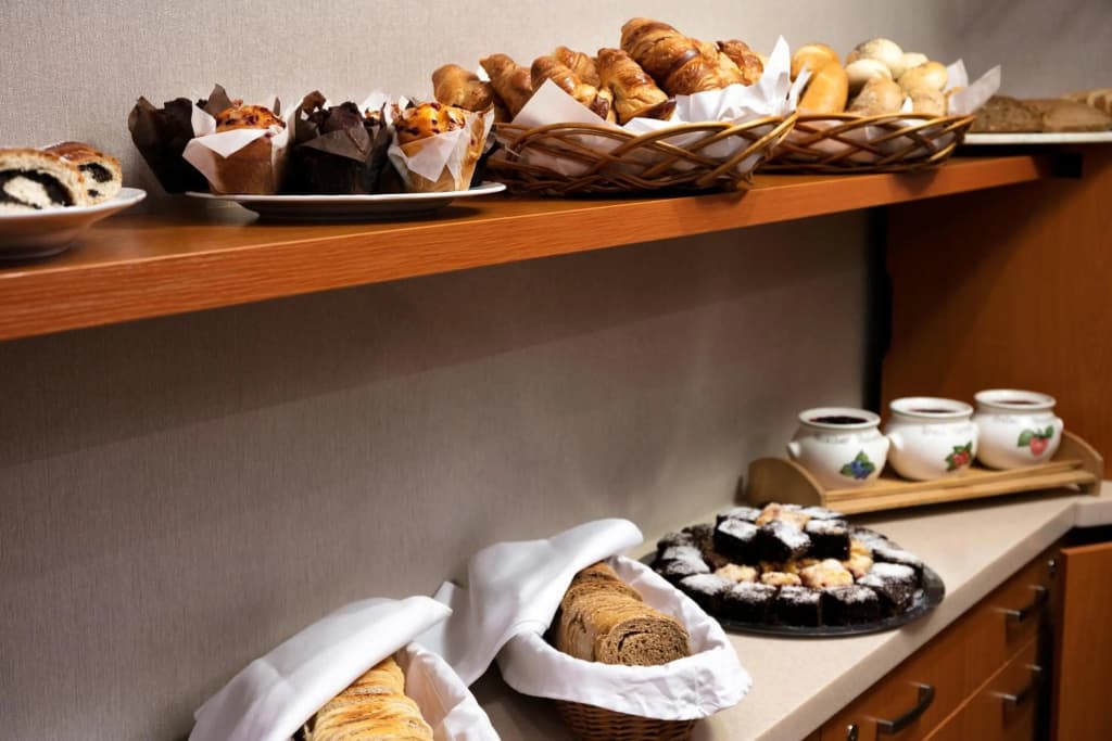 Hotel Astoria - photo 12