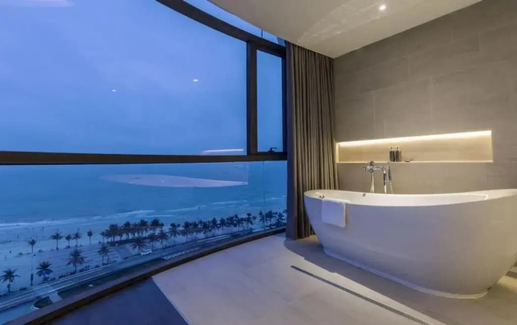 Stella Maris Beach Danang - photo 8