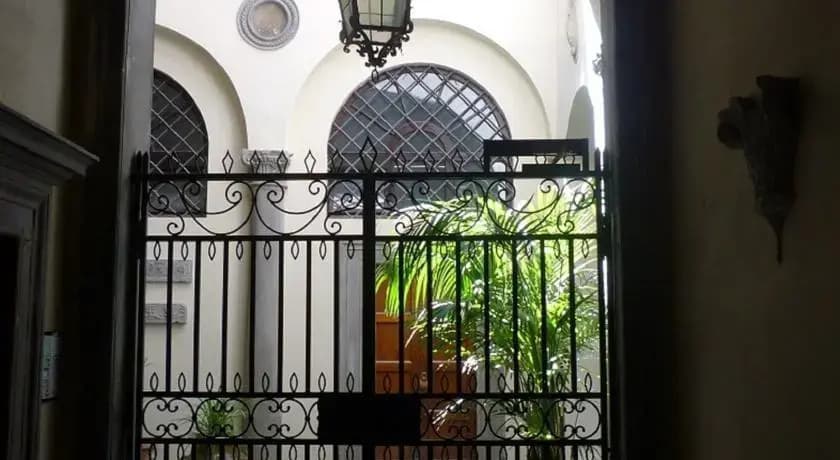 Buondelmonti Palace Apartment - photo 5