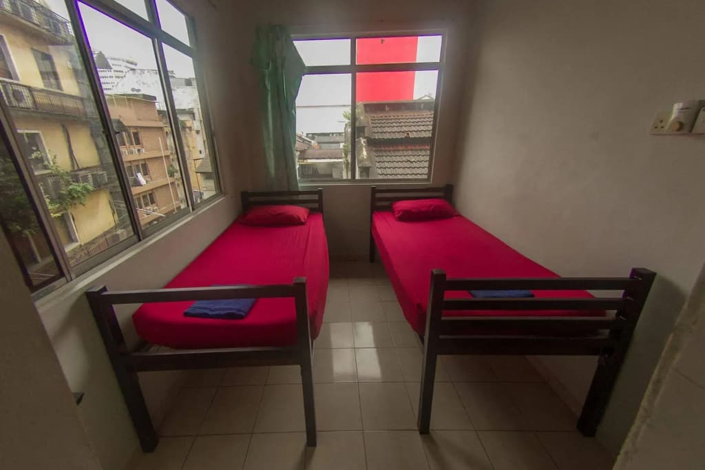 Step Inn Guest House - photo 8