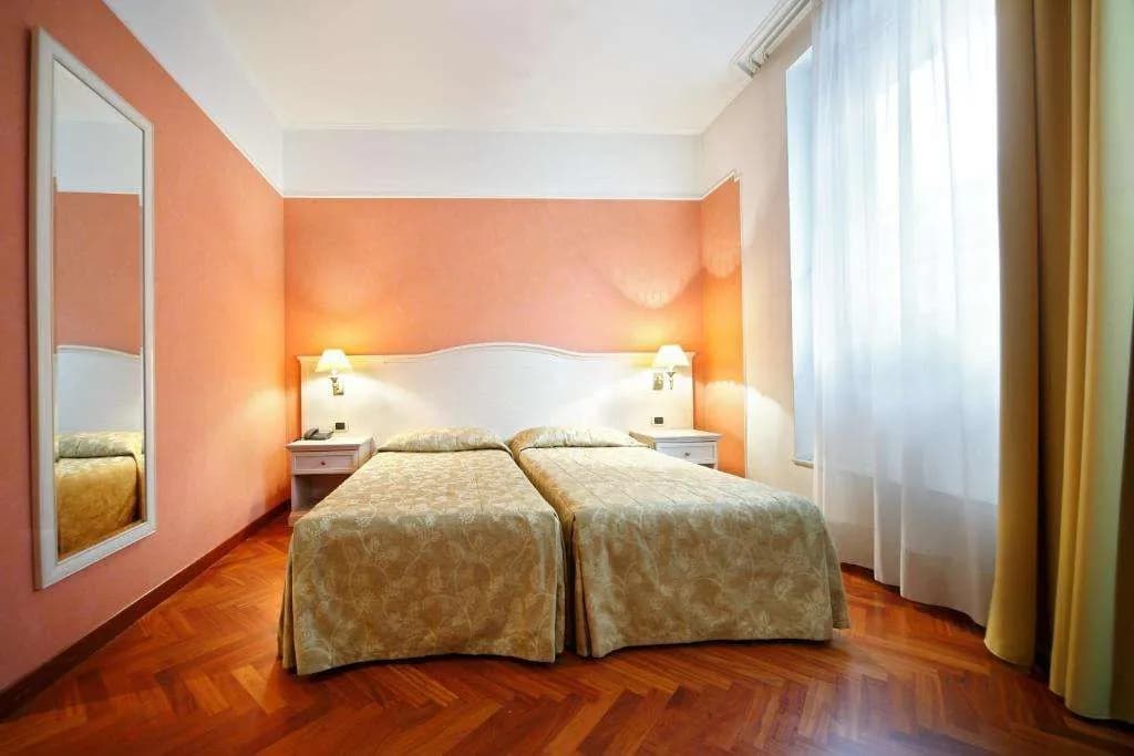 Terminal Hotel - photo 19
