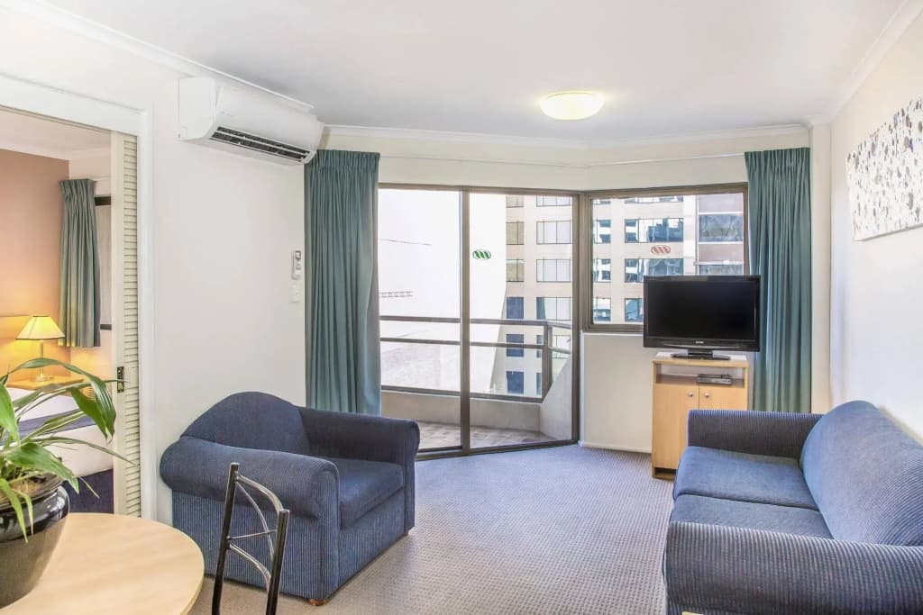 Metro Apartments on King Street - photo 7