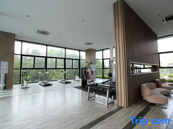 Sky Loft Premium Suites by P&J - photo 11