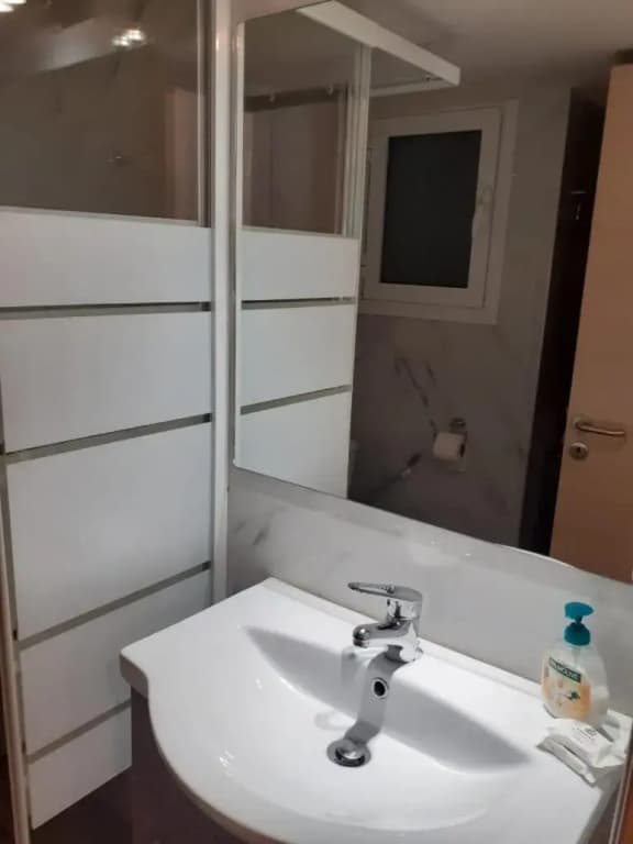 5min metro, Full Kitchen, Central Athens getaway - photo 6