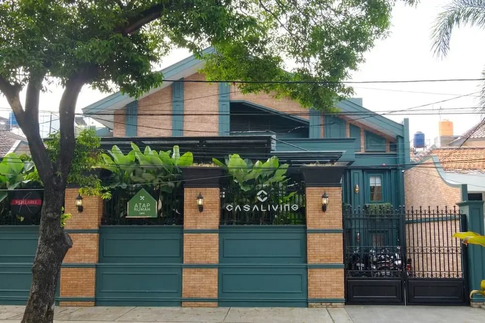 UROOMS Senopati - photo 20