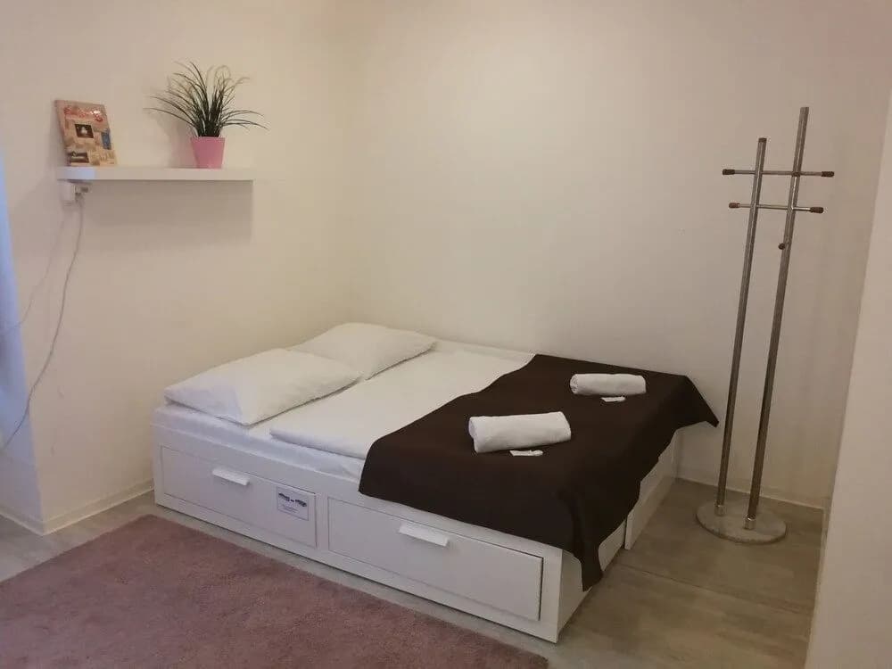 Top Location Economy Studio - photo 2