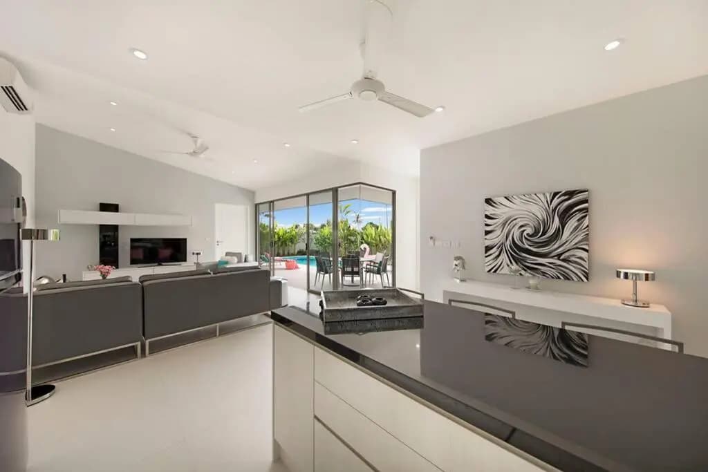 **80% DISCOUNT** 2 Bed/2 Bath SINGLE LEVEL, GARDEN - photo 19