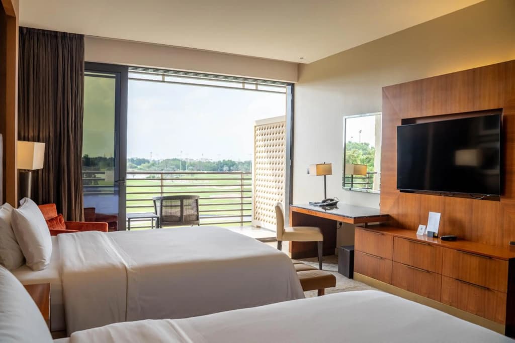 VOGO Abu Dhabi Golf Resort & Spa - photo 11