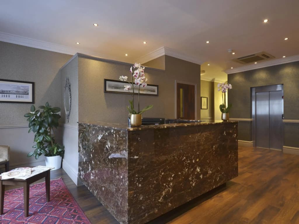 The Princes Square Hotel - photo 2