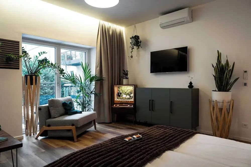 Urban Jungle Apartments - photo 49