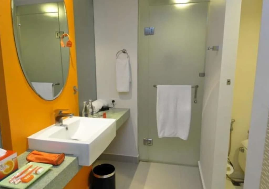 HARRIS Hotel & Residence Riverview Kuta Bali - photo 8