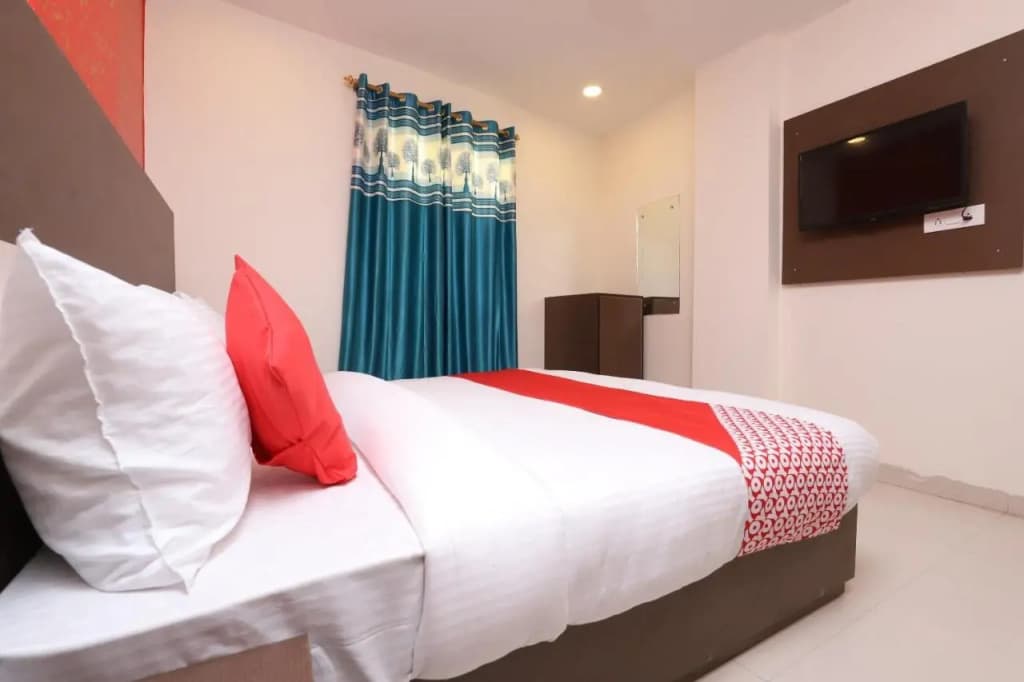 Hotel Airway Inn - photo 13