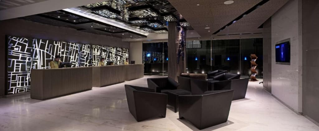 Hyatt Place Bangkok Sukhumvit 1 - photo 10