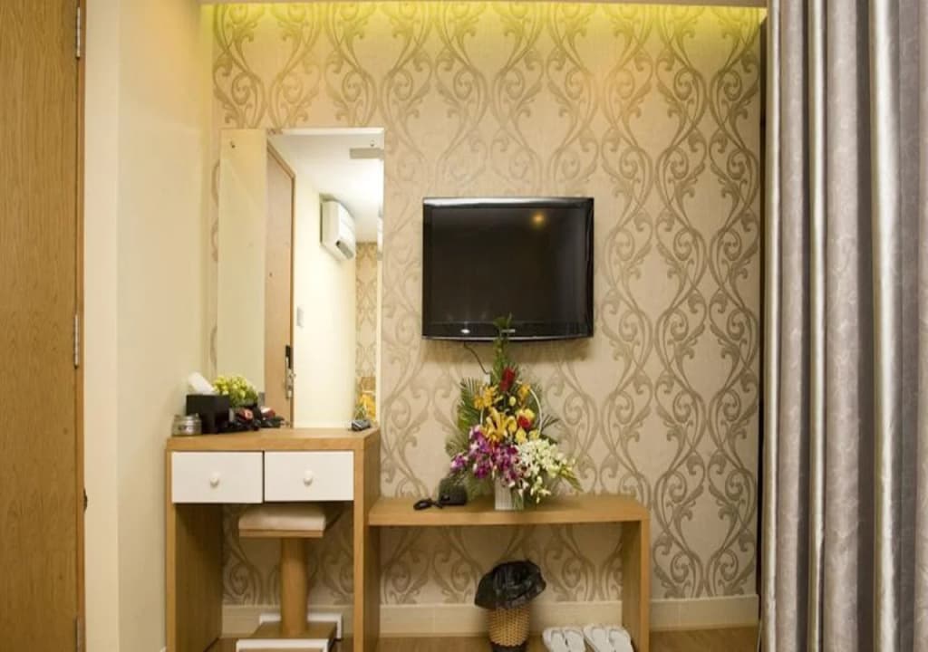 Selena Hotel Saigon - photo 7