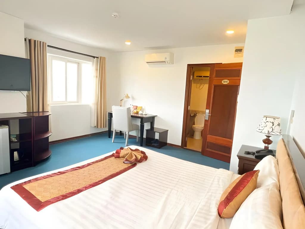 Legacy Riverside Danang Hotel - photo 5