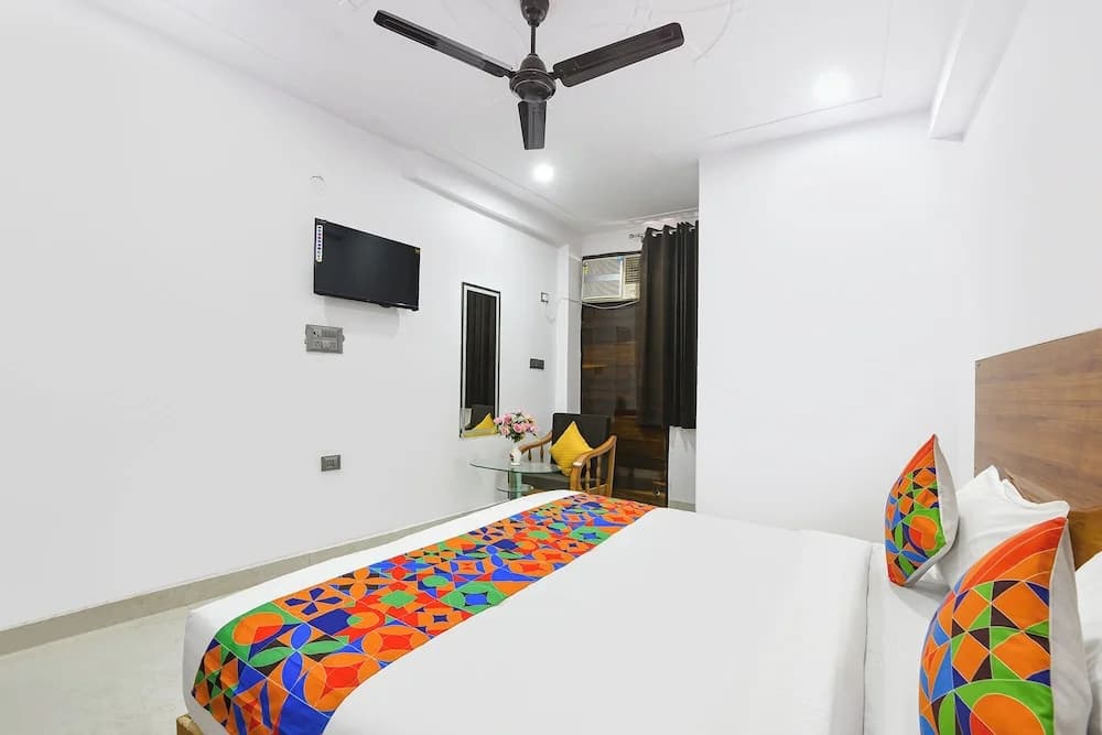 Fabhotel Royal Regency - photo 3