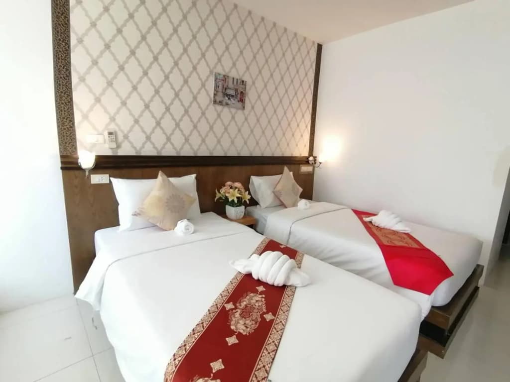 NJ Patong Hotel - photo 25