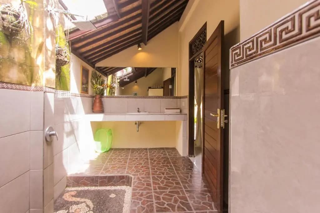 Jagi Villa - photo 13