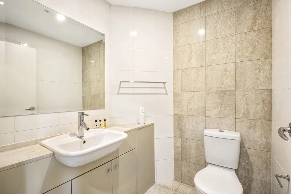 Pyrmont Harbour View Penthouse - photo 8