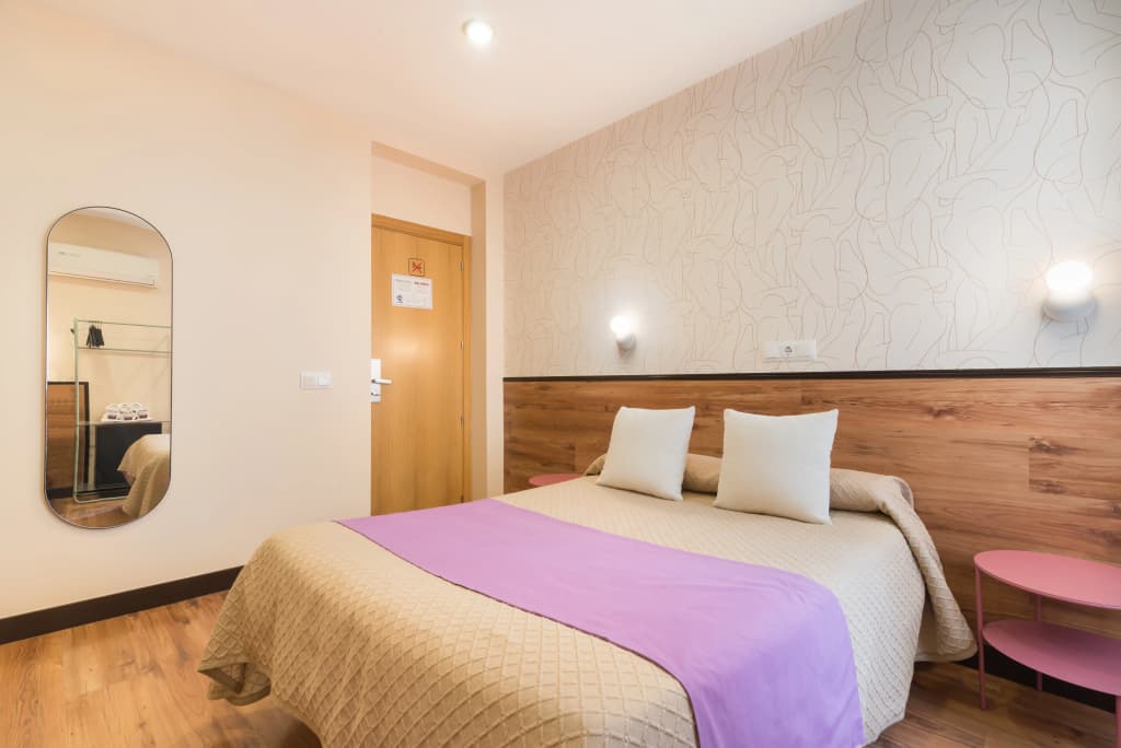 Hostal Art Madrid - photo 2