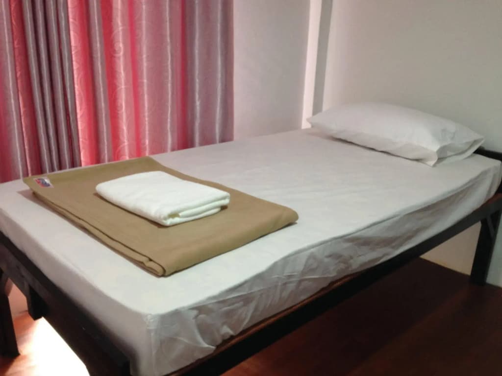 Baan Park Raak Backpacker Hostel - photo 2