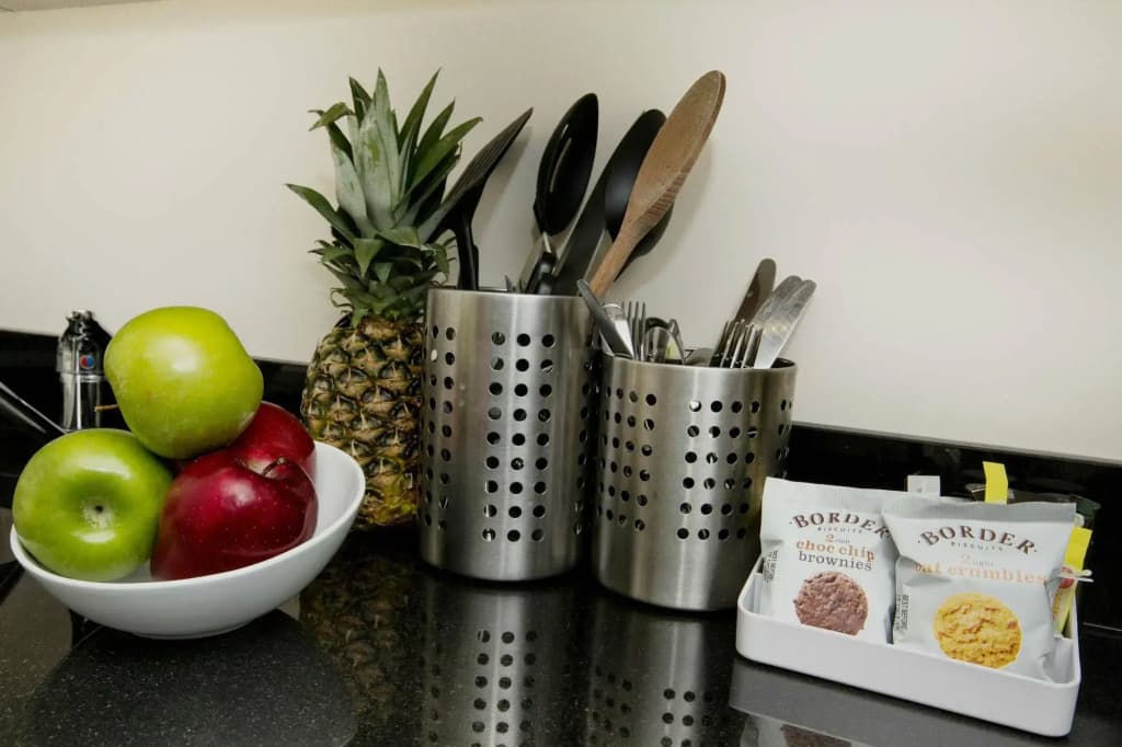 Finsbury Serviced Apartments - photo 10