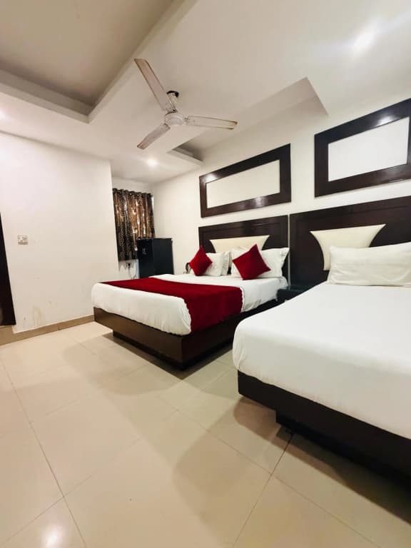 Hotel Sai International - photo 27