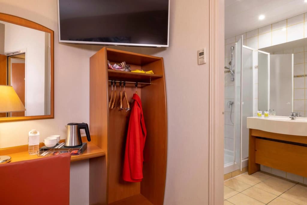Hotel L'Interlude - photo 38