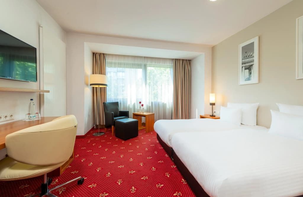 Leonardo Hotel Berlin KU'DAMM - photo 4