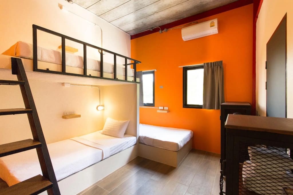 Khunsuek Muay Thai Hostel - photo 2