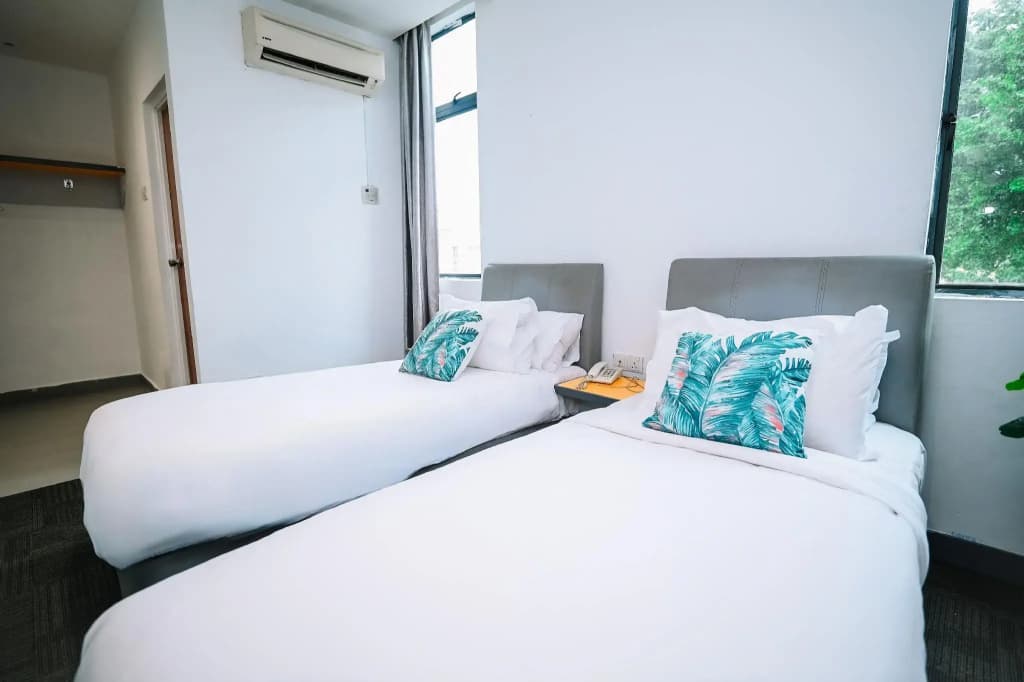 Swing and Pillows — KL Sg Besi Hotel - photo 28