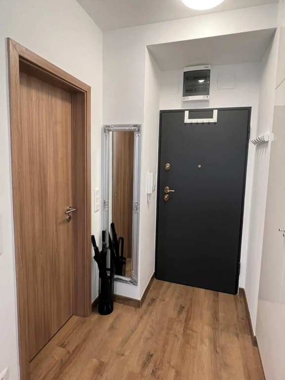 Luxury 5 Star Studio in the City Center with Pool - photo 3