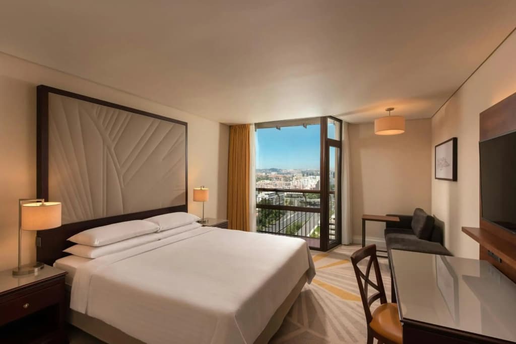 Lisbon Marriott Hotel - photo 4