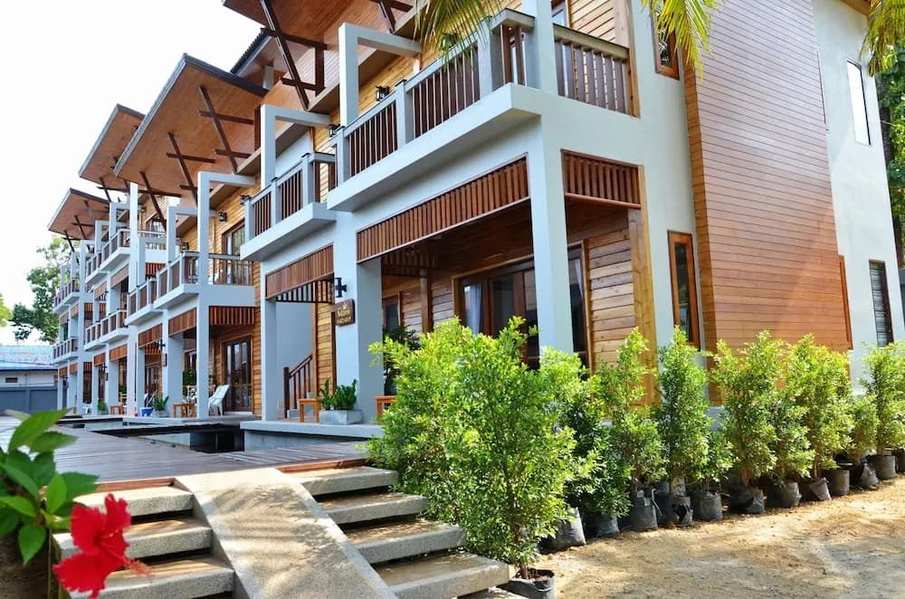 Lanta Miami Resort - main photo