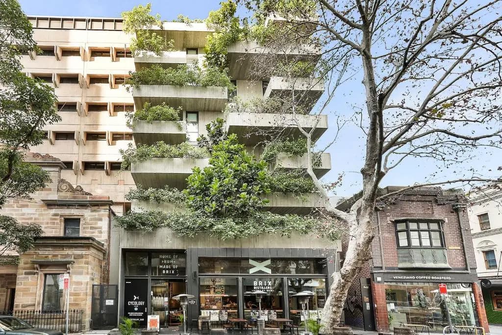 Stylish 1 bedroom retreat in trendy Surry Hills - 6 BRK - main photo