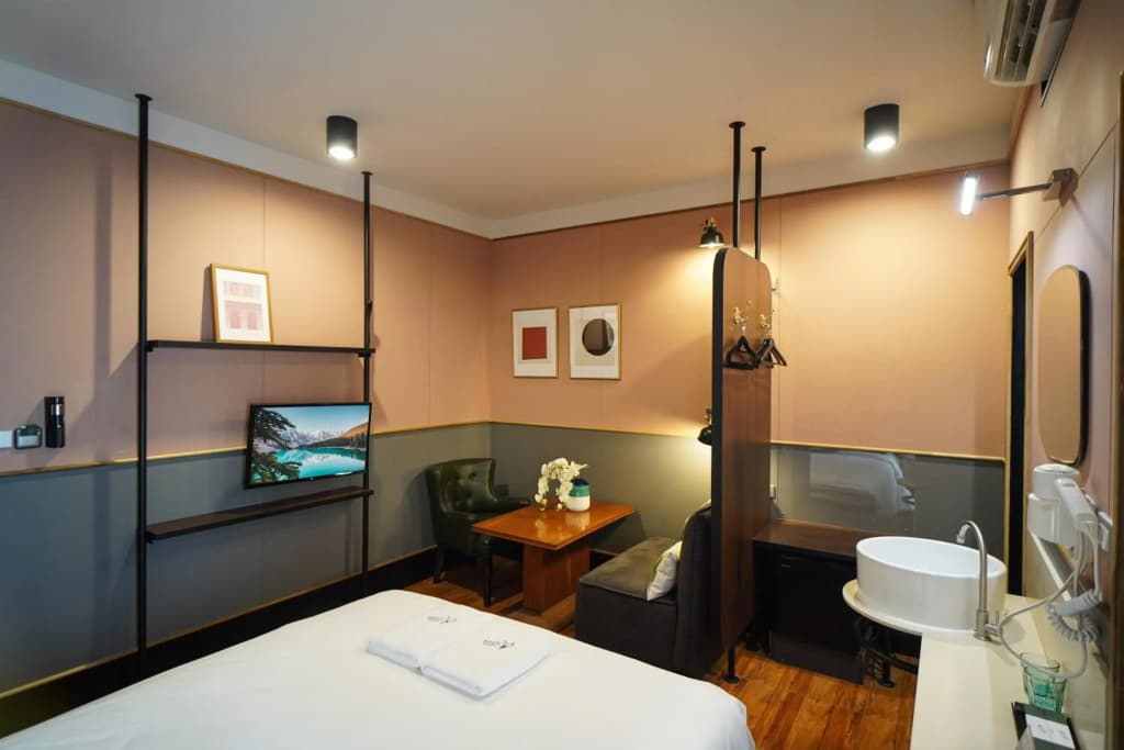 Josh Hotel - photo 36