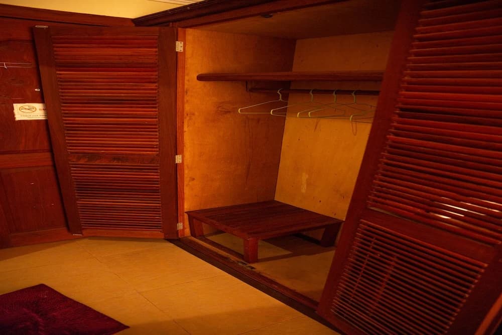 Hotel Rajdhani Palace - photo 11
