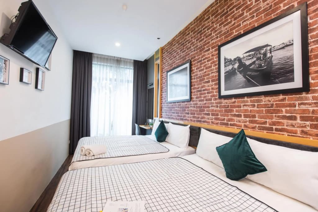 B Street Hotel - photo 2