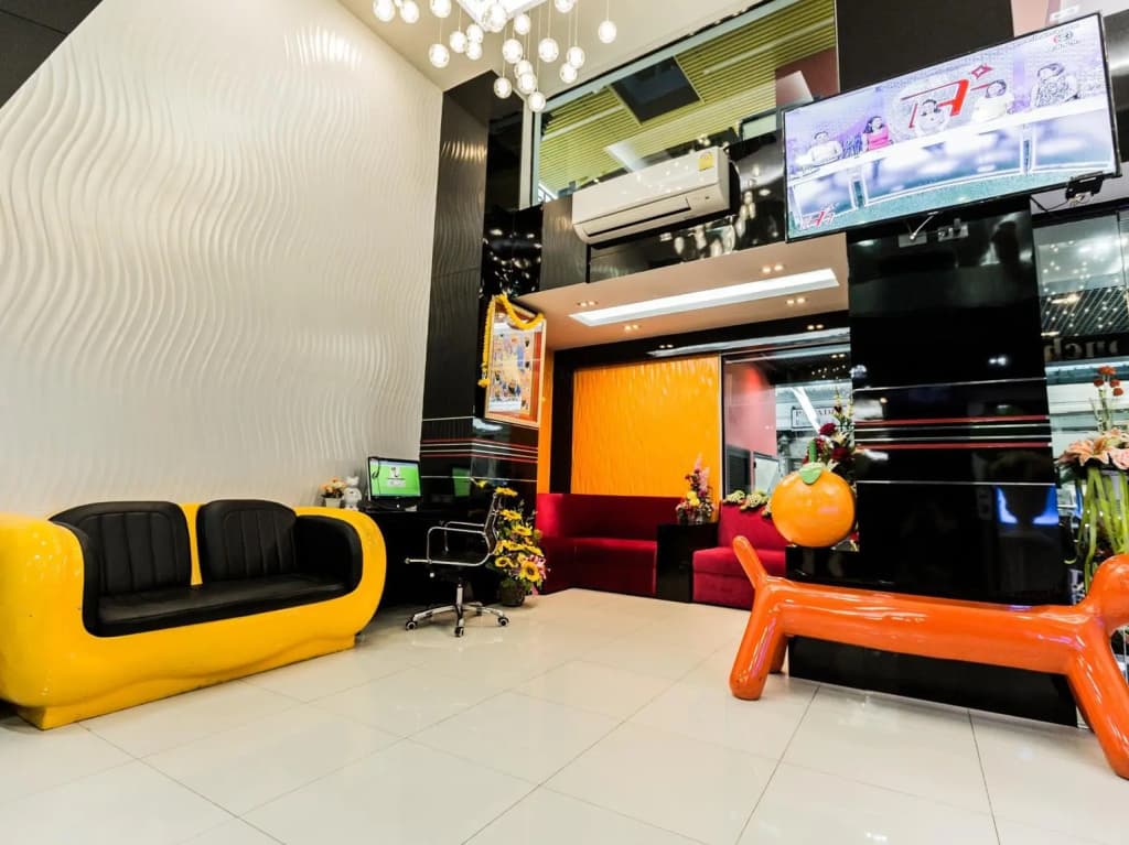 Le Touché Hotel Pratunam - photo 16