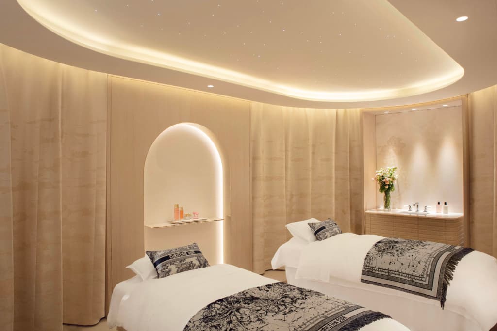 Plaza Athenee Hotel - photo 28