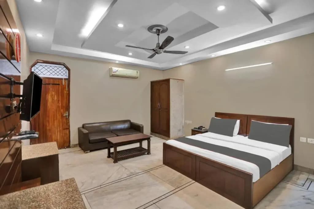 Hotel OM Plaza - photo 11