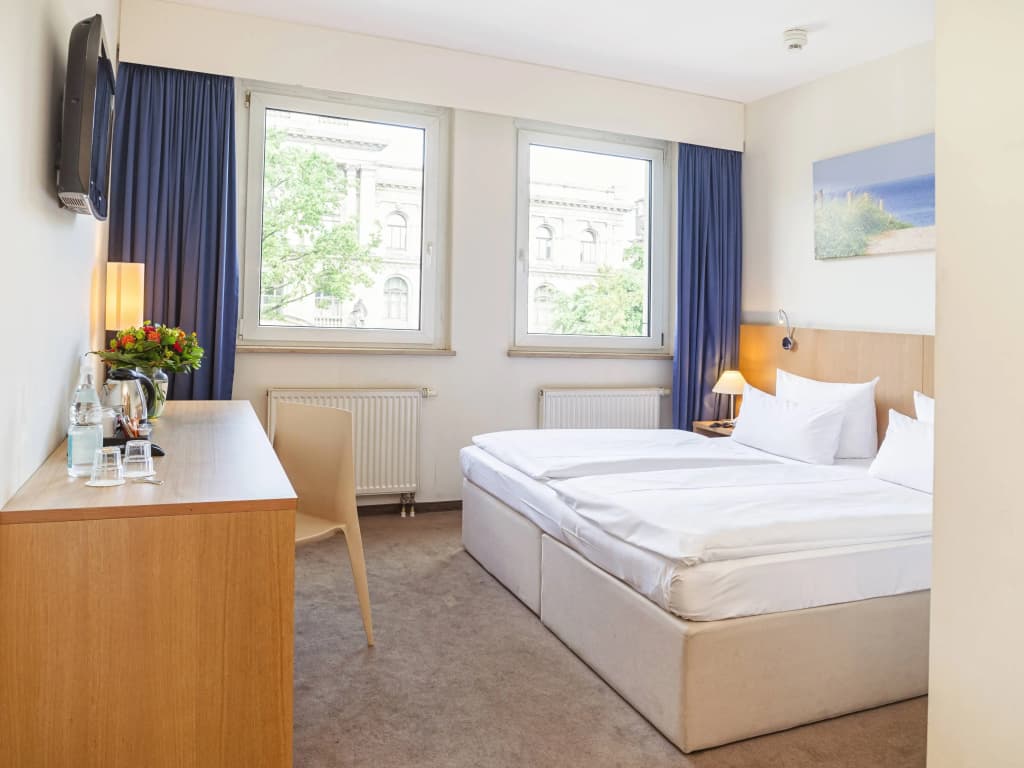 Hotel Berlin Mitte By Campanile - photo 12